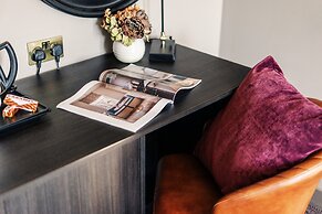 Sweeney Aviemore Two