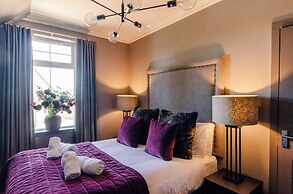 Sweeney Aviemore Two