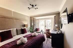 Sweeney Aviemore Two