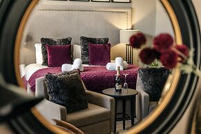 Sweeney Aviemore Two