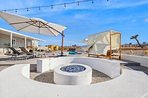 4 BR/Pool/Spa/Pickleball/Near JT Natl Park/Piano /Guitar by RedAwning