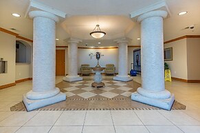 Colonnades 1403 4 Bedroom Condo