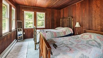 Camp Roosevelt 5 Bedroom Cottage by RedAwning