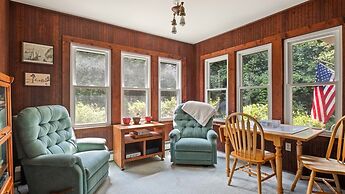 Camp Roosevelt 5 Bedroom Cottage by RedAwning