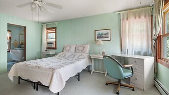 Camp Roosevelt 5 Bedroom Cottage by RedAwning