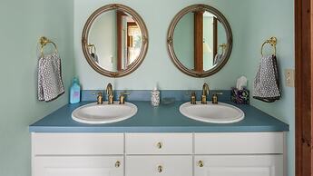 Camp Roosevelt 5 Bedroom Cottage by RedAwning