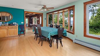 Camp Roosevelt 5 Bedroom Cottage by RedAwning