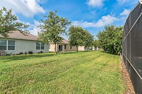 Minniehaha Castle Retreat 4 Bedroom Home by RedAwning