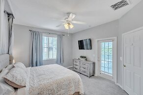 Minniehaha Castle Retreat 4 Bedroom Home by RedAwning