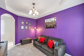 Minniehaha Castle Retreat 4 Bedroom Home by RedAwning