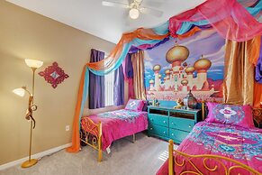 Minniehaha Castle Retreat 4 Bedroom Home by RedAwning