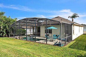 Minniehaha Castle Retreat 4 Bedroom Home by RedAwning