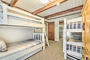 The Valley View: Pine Mountain Lake Cabin 4 Bedroom Home by RedAwning