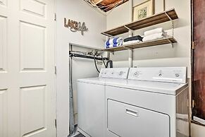 The Valley View: Pine Mountain Lake Cabin 4 Bedroom Home by RedAwning