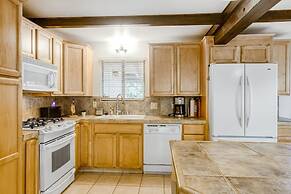 The Valley View: Pine Mountain Lake Cabin 4 Bedroom Home by RedAwning