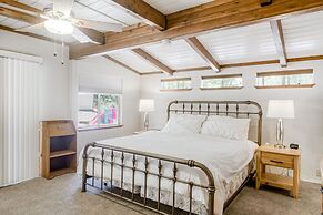 The Valley View: Pine Mountain Lake Cabin 4 Bedroom Home by RedAwning