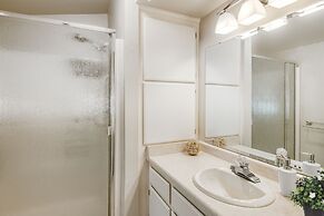 The Valley View: Pine Mountain Lake Cabin 4 Bedroom Home by RedAwning