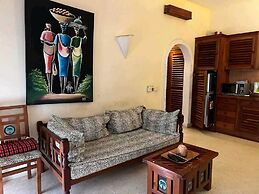 Lux Suites Tembo Court Apartments