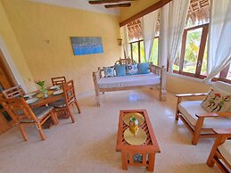 Lux Suites Tembo Court Apartments