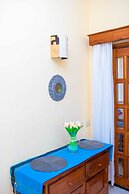 Lux Suites Tembo Court Apartments