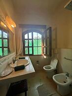 Lux Suites Tembo Court Apartments