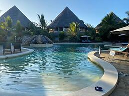 Lux Suites Tembo Court Apartments
