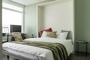 CentralStudio with Rooftop Terrace