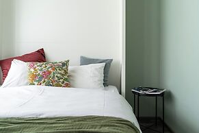 CentralStudio with Rooftop Terrace