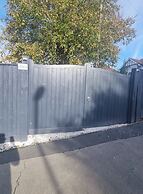 Private Gated Modern Home in Southampton - Estwood