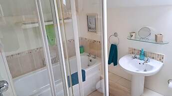 Shell Hill Deluxe Apartment in Coleraine