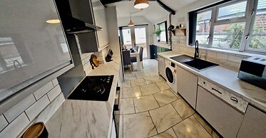 Wednesbury Retreat for Groups & Families