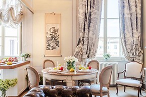 Timeless Palazzo in Lucca