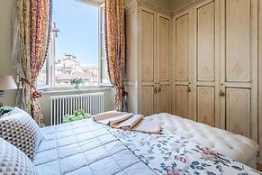 Timeless Palazzo in Lucca