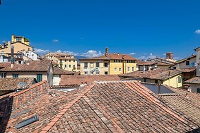 Timeless Palazzo in Lucca
