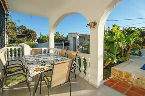 Villa Corbera