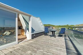 Luxury Apartment With Garden