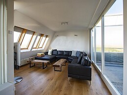 Fantastic Penthouse by the sea With Sauna
