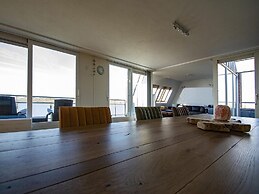 Fantastic Penthouse by the sea With Sauna