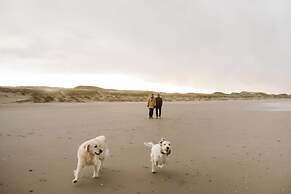 Beach Lodge Callantsoog Near Dunes & Beach