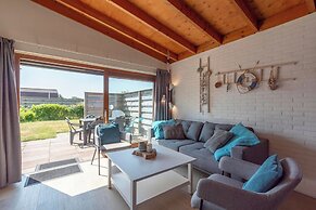 Bungalow in Callantsoog Near Sandy Beach