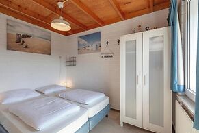 Bungalow in Callantsoog Near Sandy Beach