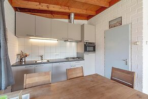 Bungalow in Callantsoog Near Sandy Beach