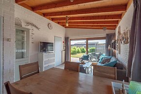 Bungalow in Callantsoog Near Sandy Beach