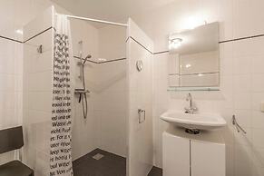 Cozy Apartment With Balcony