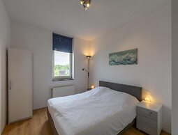 Cozy Apartment With Balcony