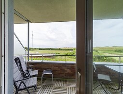 Cozy Apartment With Balcony