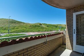Seaside Holiday Apartment With a Patio