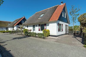 Villa w/ Electric Charging & Parking