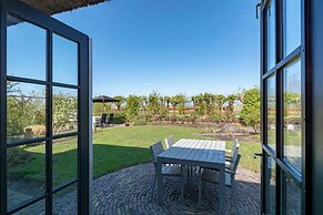 Villa w/ Electric Charging & Parking