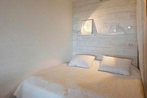 Apartment With Kitchen